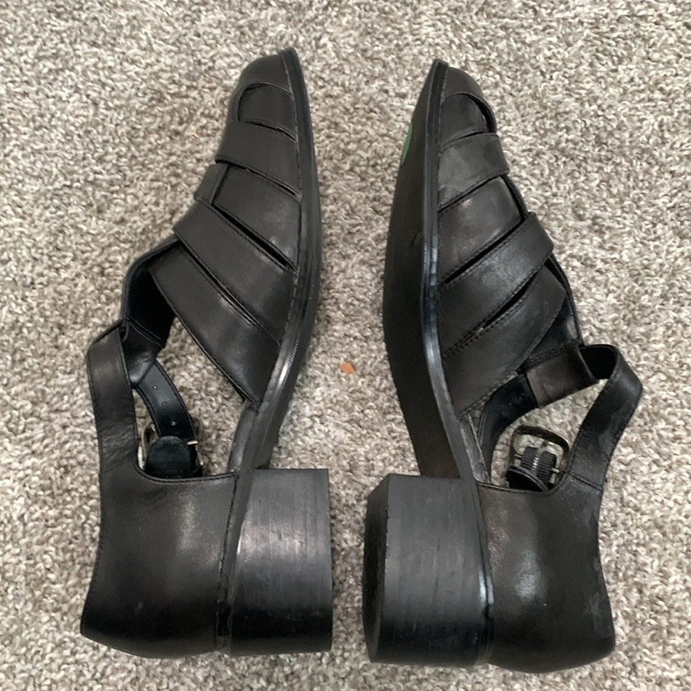 Vintage Partners Black Woven Heels - Picture 4 of 7